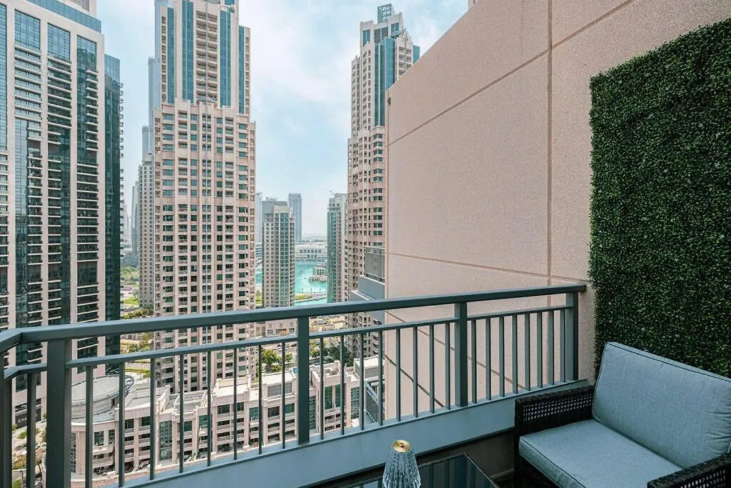 Lux Unit With Burj & Fountain View I Walk Dubai Mall Apartment