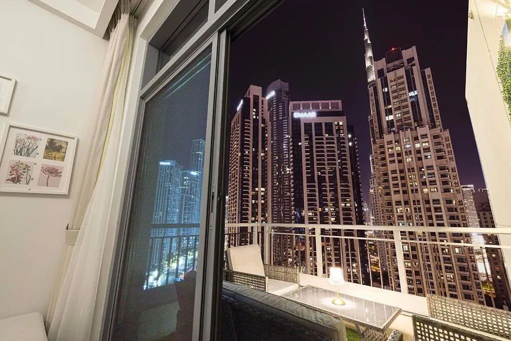 Apartment Lux Unit With Burj & Fountain View I Walk Dubai Mall